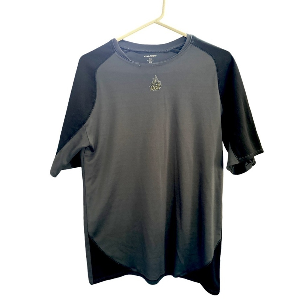Men’s Athletic Pro Edge T-Shirt Size Medium UCF KNIGHTS Black and Gray